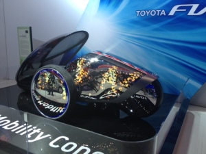Toyota's concept tri-cycle pod car